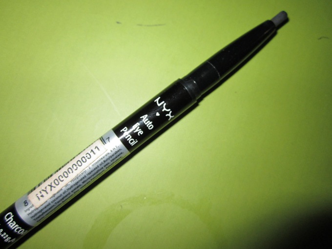 NYX Auto Eye Pencil in Charcoal