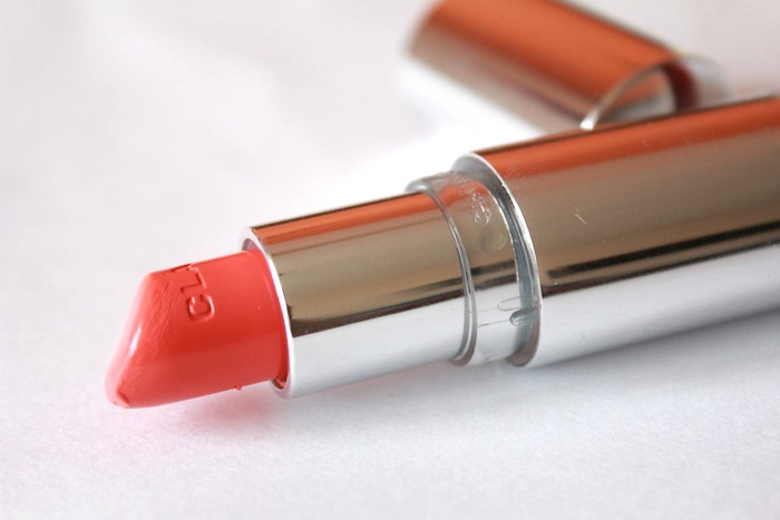anushka sharma canon lipstick