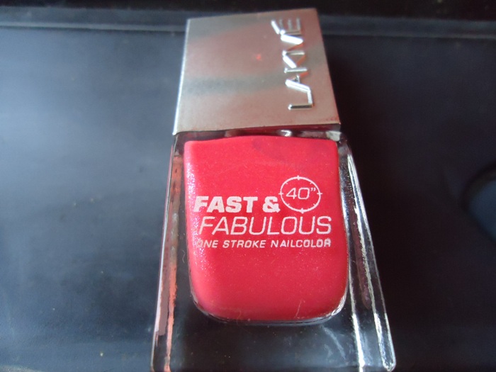Lakme Fast and Fabulous Nail Paints