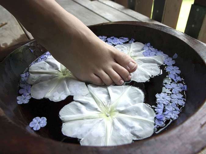 How To Make Foot Spa At Home