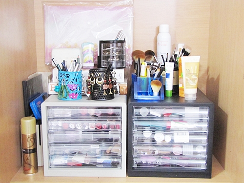 How To Store Makeup and Jewellery