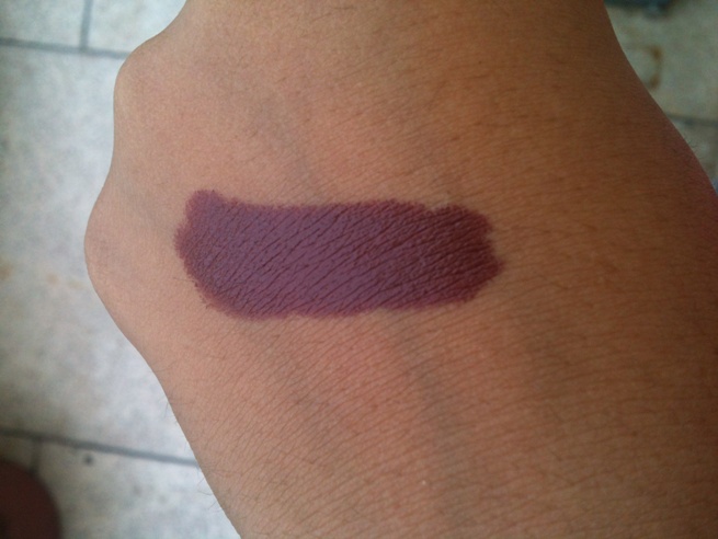 Maybelline Moisture Extreme Lipstick Earthly Taupe Review