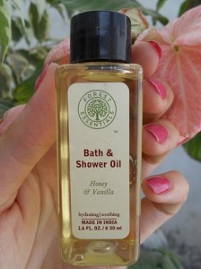 Forest Essentials Bath and Shower Oil Review