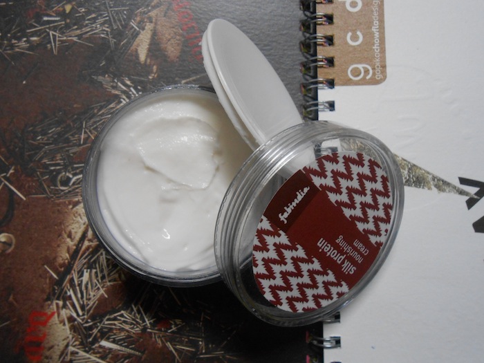 Fabindia Silk Protein nourishing face cream