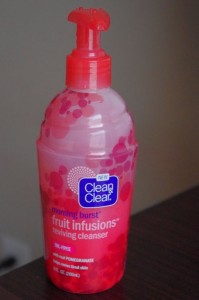 Clean and Clear Morning Burst Fruit Infusions Reviving Cleanser