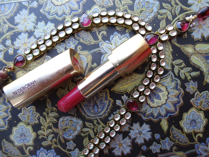 Deborah Milano Rossetto MilanoRed Lipstick Review
