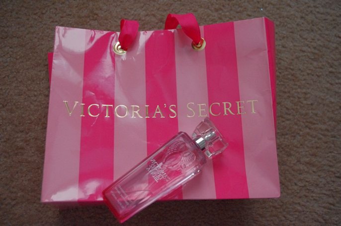 Victoria's Secret Angel Fragrance Mist Review