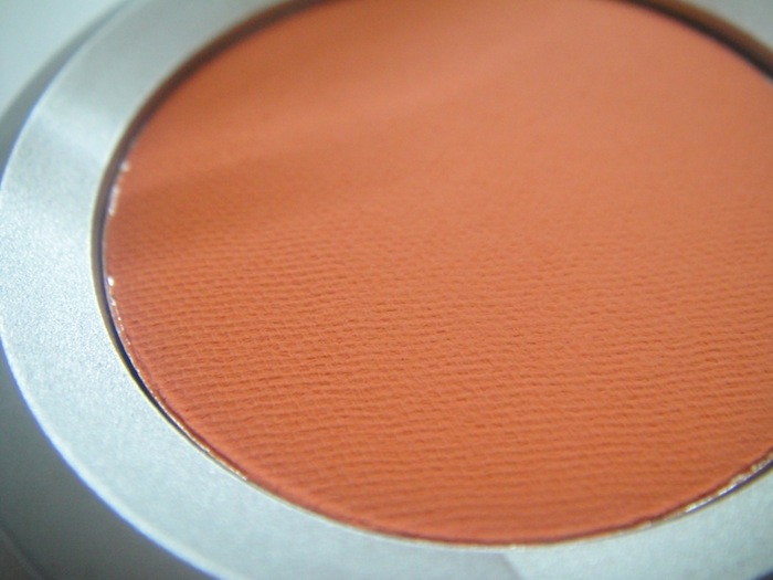 kryolan-blusher-dry-rouge-light-red-review