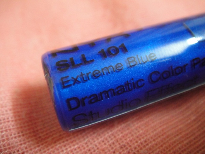 nyx studio liquid liner extreme blue