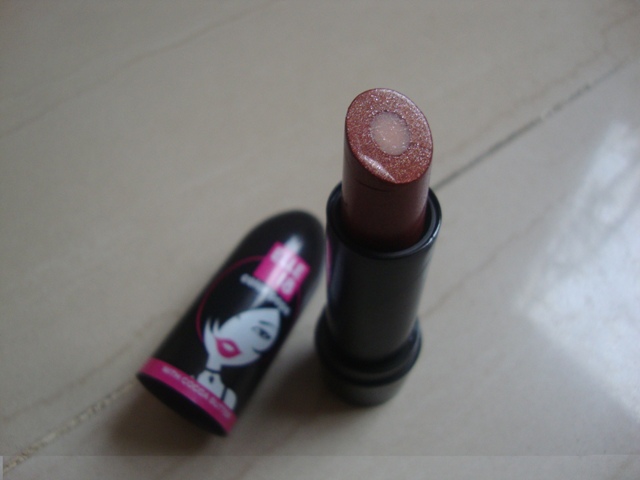 Elle 18 Color Pops Lipstick Strawberry Falls Review