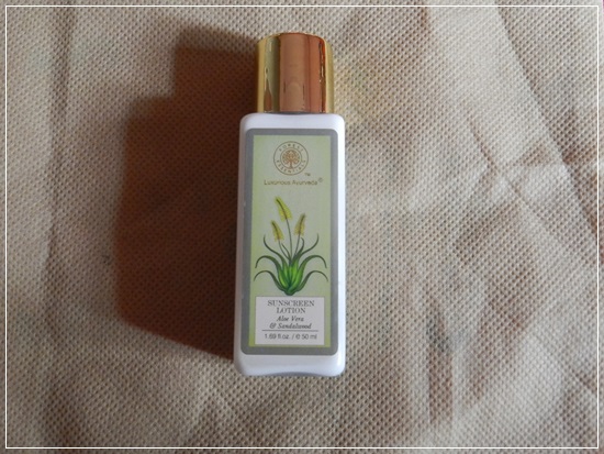 Forest Essentials Sunscreen Lotion with Aloe Vera and Sandalwood