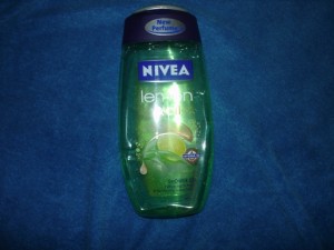 Nivea Lemon and Oil Shower Gel Review