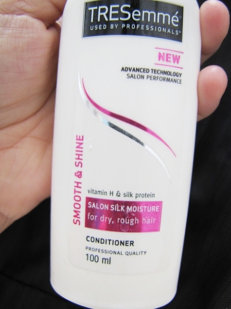 Tresemme Smooth and Shine Conditioner 2