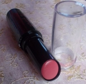 la girl creme lipstick promise3