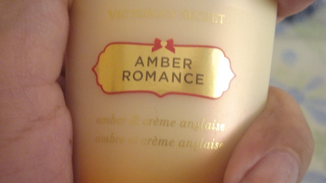 vitoria's secrets amber romance body lotion