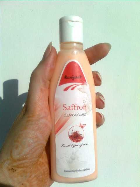 Banjara’s Saffron Cleansing Milk Review