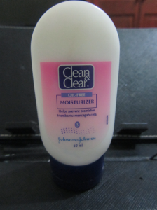 Clean+Clear+Oil+Free+Moisturizer+Review