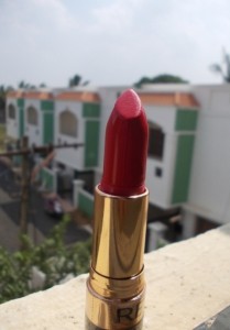 Revlon super lustrous lipstick love that red