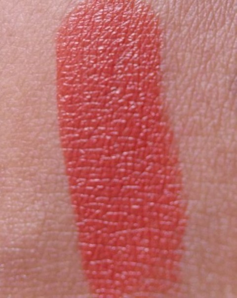 chambor rouge plump+ lipstick 701 swatch