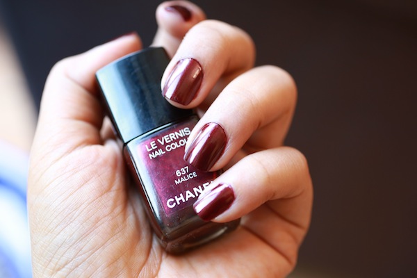 chanel malice nail paint review