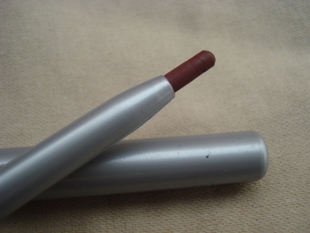 colorbar lip pencil moody maroon 2