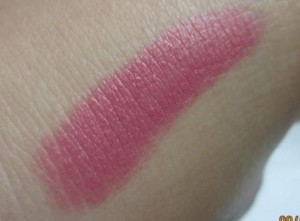 deborah milano rosetto 24ore power 07 lipstick swatch