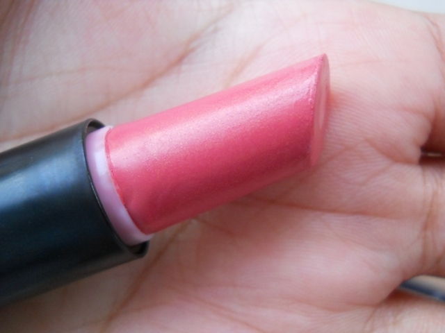 elle 18 color pops lipstick coral shine (4)