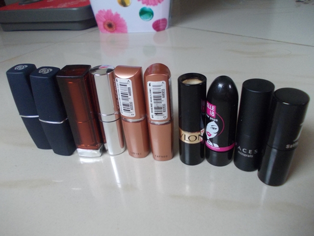 lipstick army