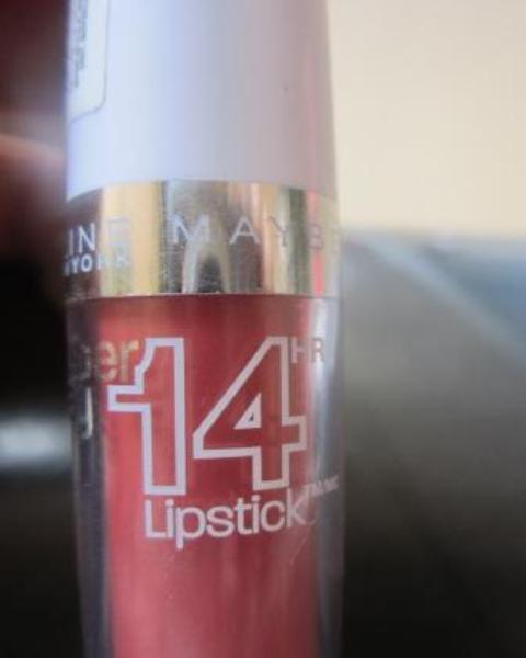 maybelline 14hr lipstick 055 keep me coral (6)