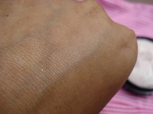 tips&toes baked Body shimmer luminous pink (7)