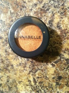 Annabelle Mono Eyeshadow Golden Shine (3)