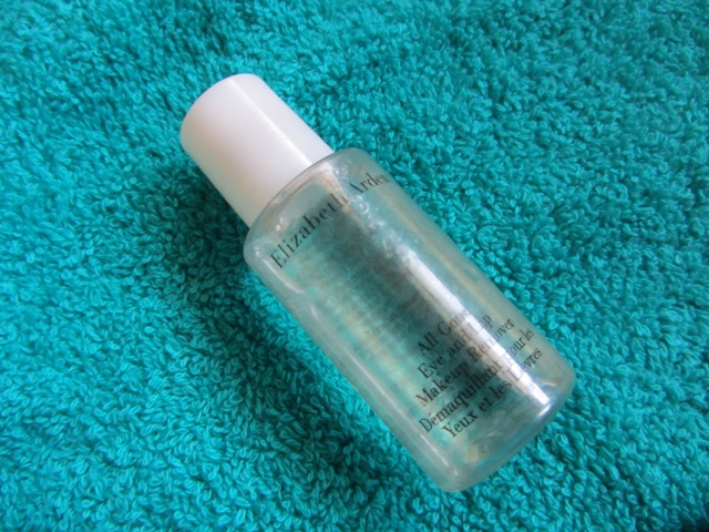 Elizabeth Arden All Gone Eye and Lip Makeup Remover Review