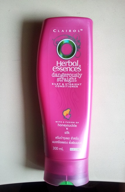 Herbal Essences Dangerously Straight Conditioner Review