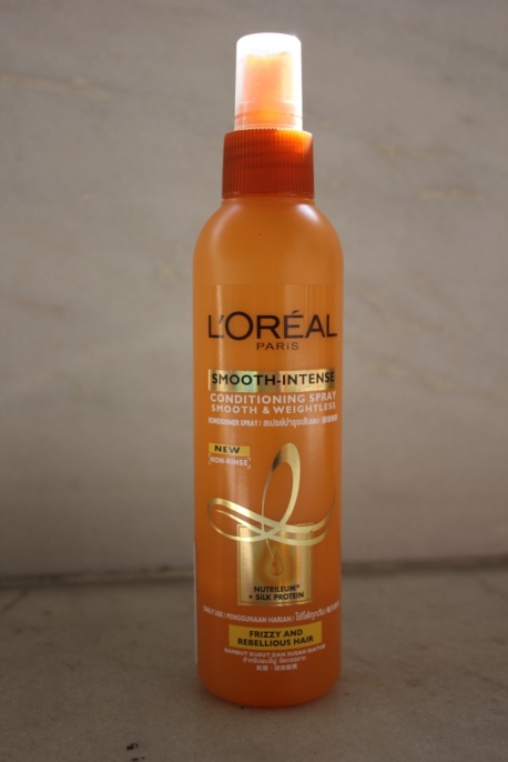 L'Oreal Smooth Intense Conditioning Spray Review