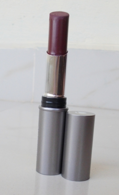 Lakme Absolute Matte Lip Color milan red (3)