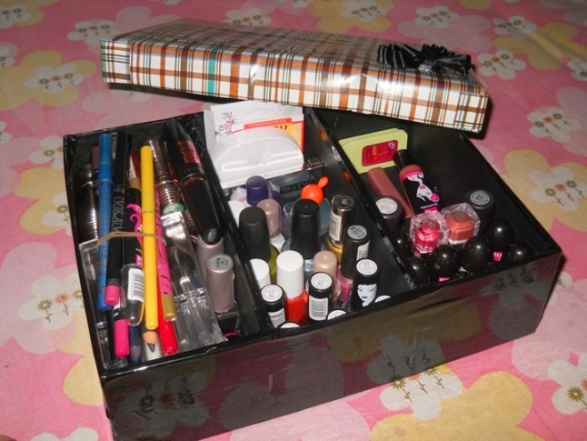 Makeup Box 10