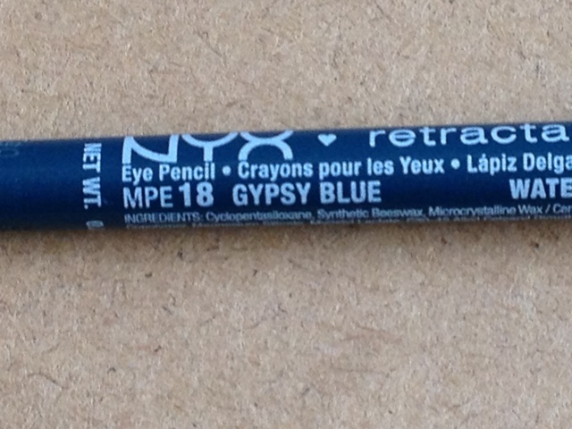 NYX retractable eye liner gypsy blue (4)