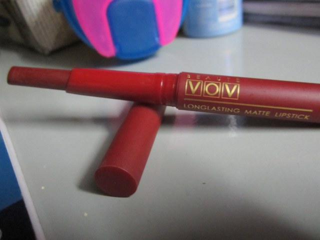 VOV Long Lasting Matte Lipstick in Red Earth Review