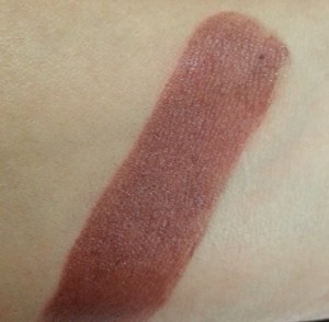 lakme absolute matte lipstick toasted brown swatch (4)