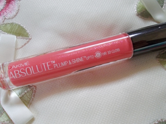lakme absolute plump & shine lip gloss berry shine (4)