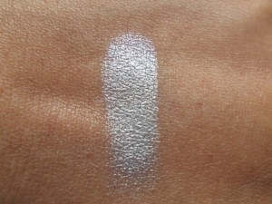 Colorbar eye shadow silver ring swatches