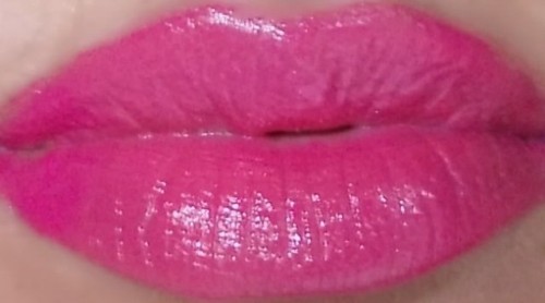 hot pink lips 2