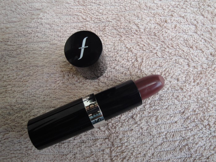 Faces go chic lipstick apricot pink (1)
