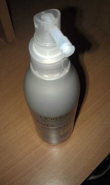 L’oreal EverStyle Alcohol-Free Volume Root Lifting Spray (3)