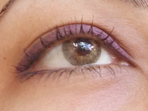 purple eye liner