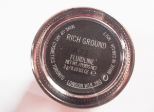 MAC Fluidline eyeliner Rich Ground (6)