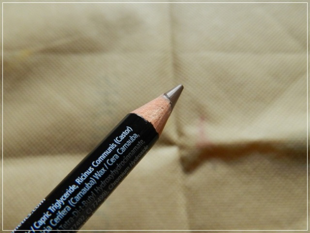 NYX Eye & Eyebrow Pencil Brown (2)