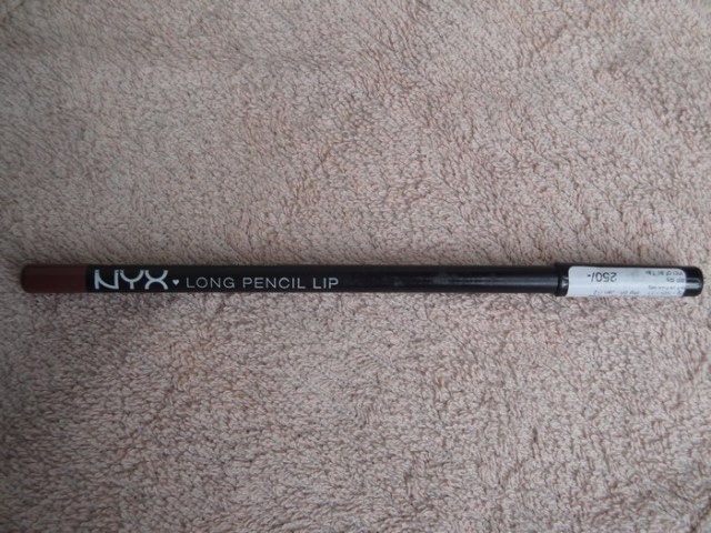 NYX Long pencil lip Auburn (2)