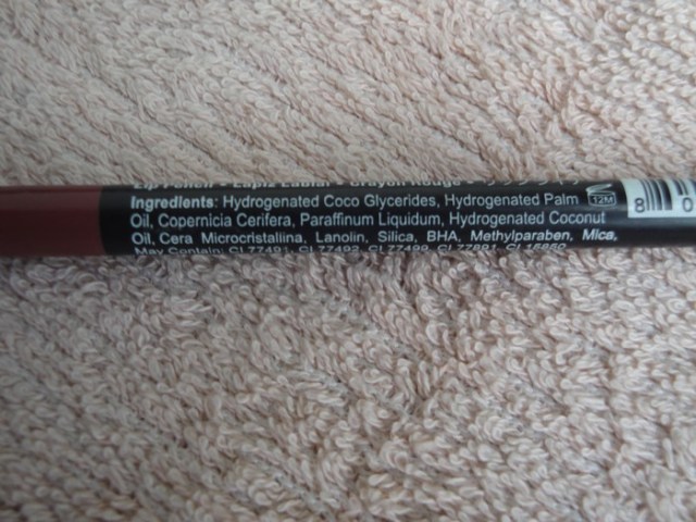 NYX Long pencil lip Auburn Ingredients