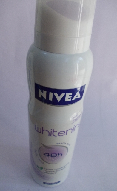 Nivea Whitening Deodorant Fruity Touch